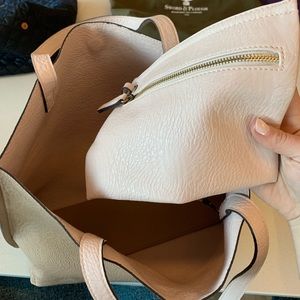 Expensive Looking Tote / Coin Purse Included!